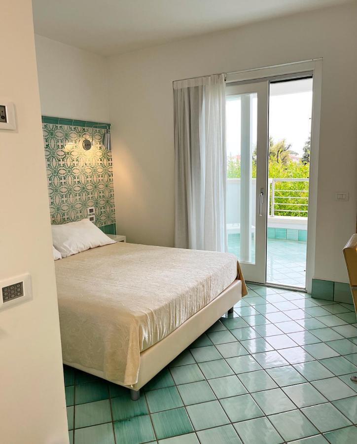 Ganimede Hotel Sperlonga Bilik gambar