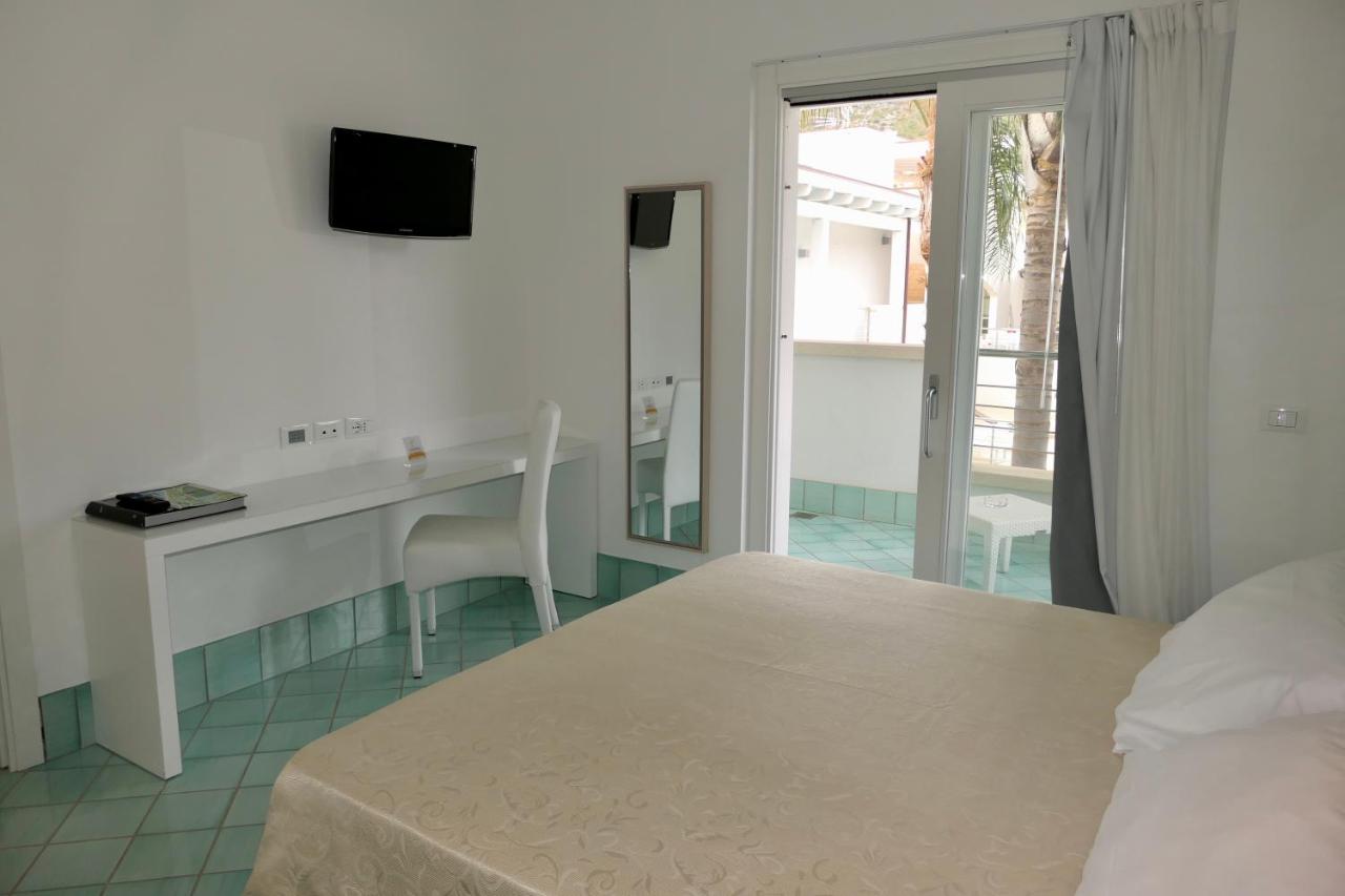 Ganimede Hotel Sperlonga Luaran gambar